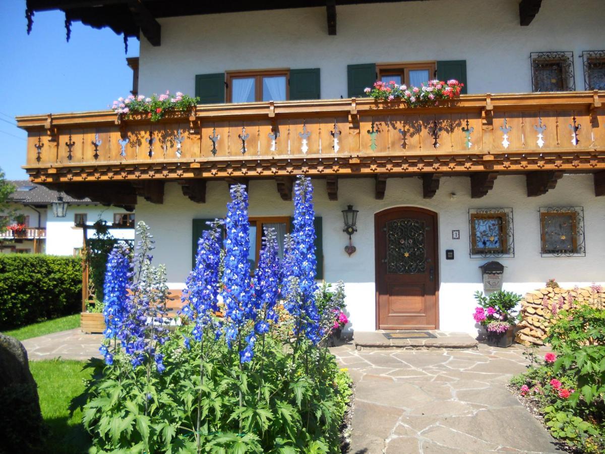 Ferienwohnungen Arnspitz Krun Exterior photo